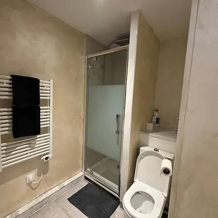 La Malefik Bed and Breakfast Maing